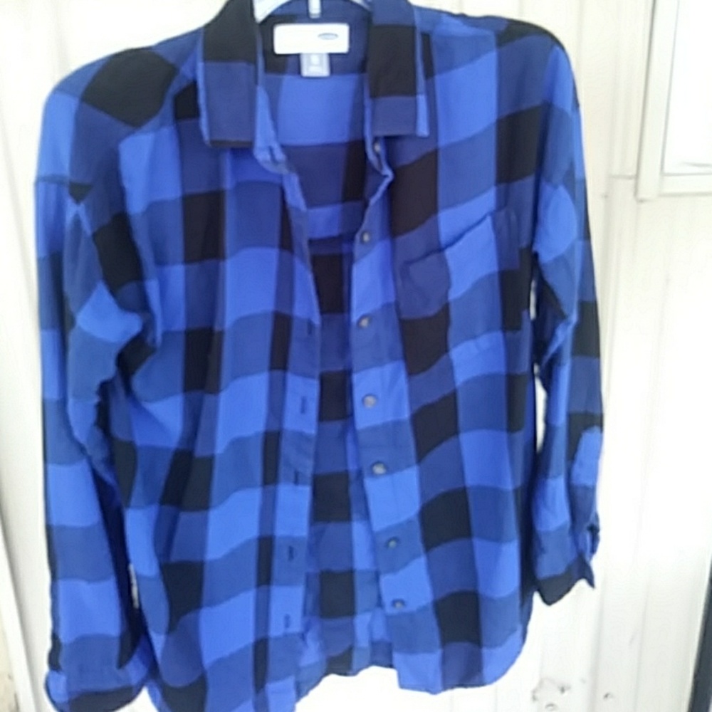 Plad button up shirt